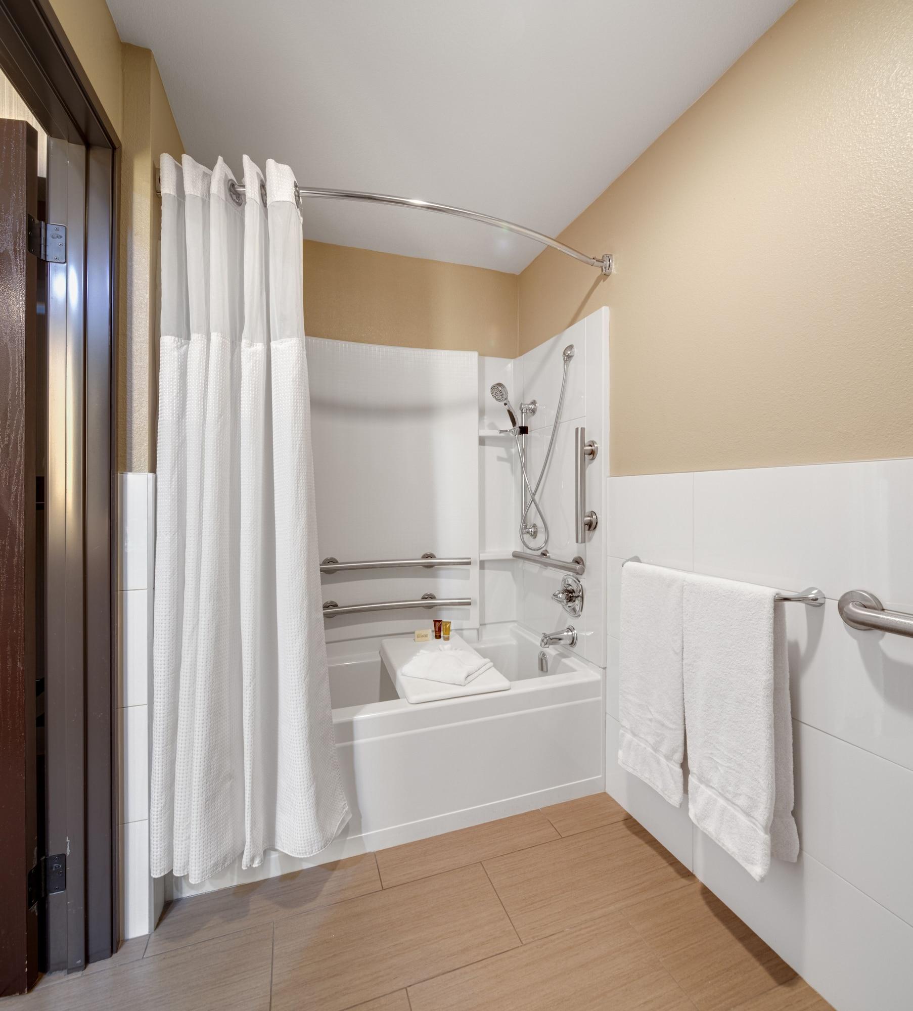 Ayres - Riverside 3*