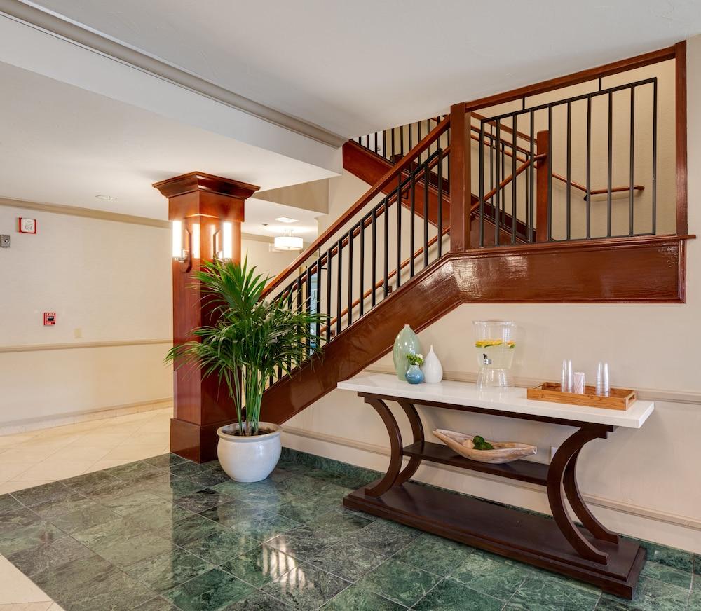 Ayres - Riverside Hotel
